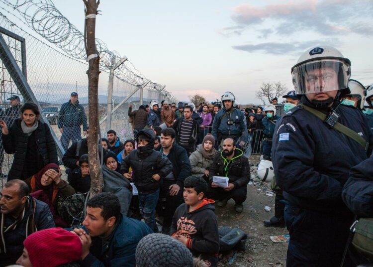 العالقون العرب في أوروبا: 334 ألف مصيرهم مجهول