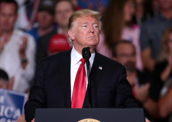 10 أنظمة تسعى واشنطن لتغييرها على رأسها إيران