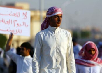 يأس “البدون” من التجنيس يدفع بعضهم لطلب اللجوء من الكويت